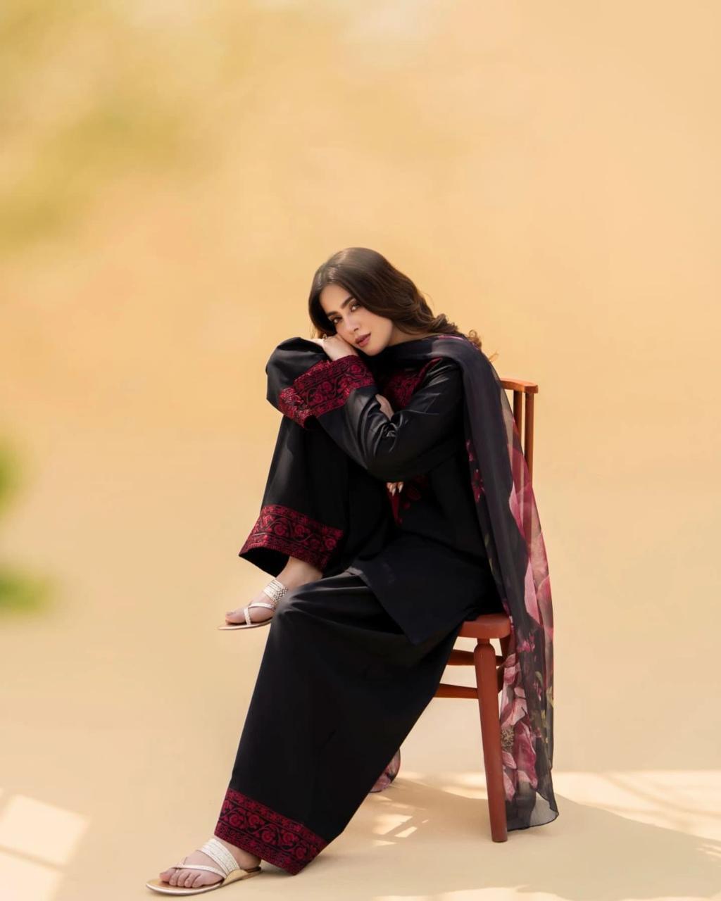 premium Quality embroidered Linen 3pc
